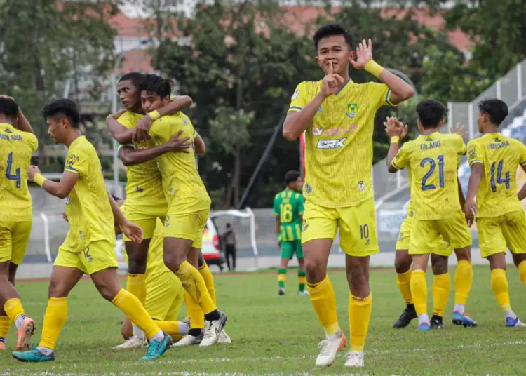 Foto Persikota Tangerang Menang Telak atas Persikasi