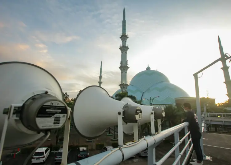 Foto Toa Masjid yang Sedang Hangat Dibicarakan