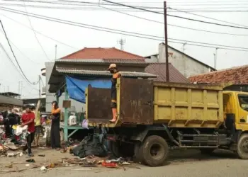 Armada angkutan sampah. (ISTIMEWA)