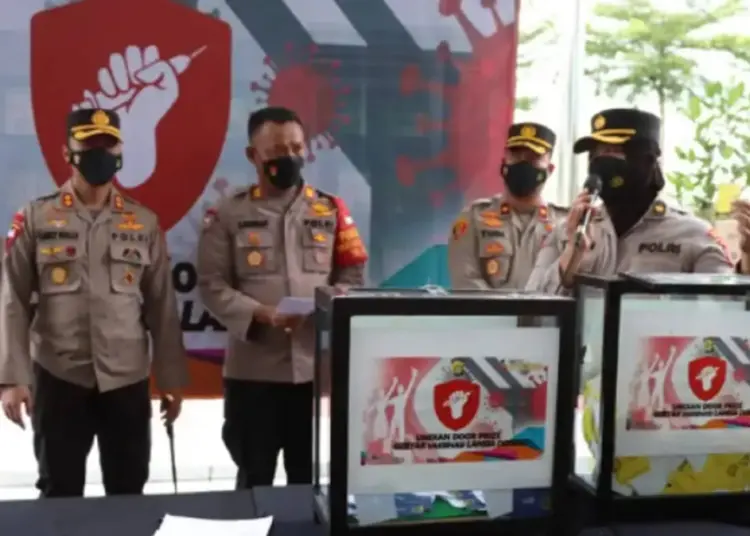 Doorprize Gebyar Vaksinasi Lansia di Polres Tangsel Dari Motor Hingga Setrikaan