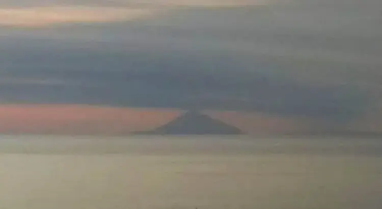 Kondisi Gunung Anak Krakatau. (ISTIMEWA)