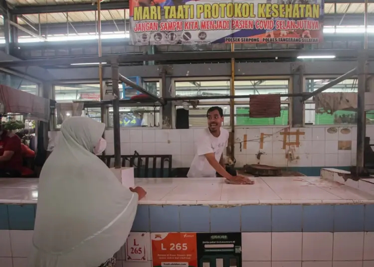 Foto Pedagang Daging di Kota Tangsel Mogok Jualan