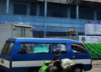 Gedung RSUD Labuan tampak depan, saat ini sedang dilakukan pembangunan lanjutan. (ISTIMEWA)