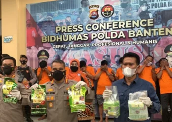 Press Conference kasus penyelundupan narkoba jenis sabu, di Mapolda Banten, Rabu (9/3/2022). (ISTIMEWA)