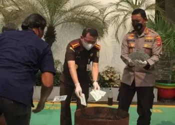 Narkoba, Dolar Palsu hingga Senpira Dimusnahkan Kejari Kota Tangerang