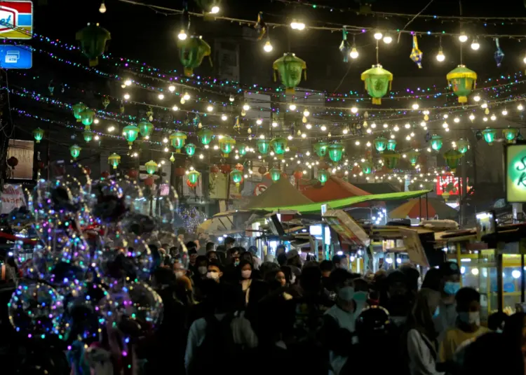 Foto Hiasan Lampion Bertema Ramadan di Pasar Lama Kota Tangerang