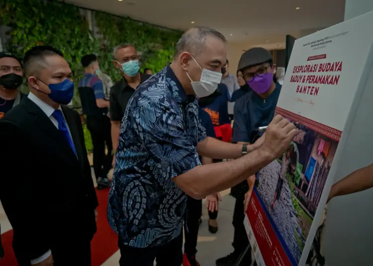 Potret Pameran Foto Budaya Baduy dan Peranakan Banten