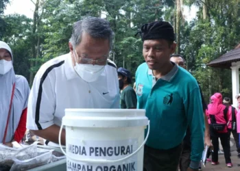 Peringati Hari Lingkungan Hidup, Benyamin Ajak Masyarakat Kurangi Sampah Plastik