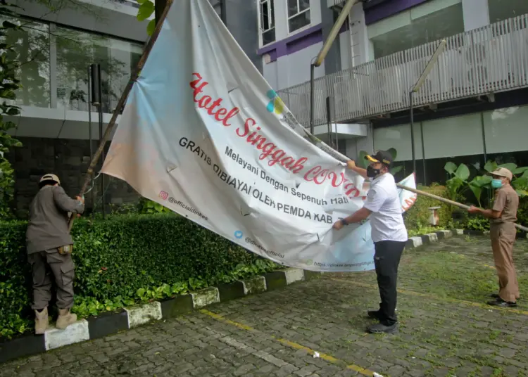 Foto Penutupan Hotel Singgah Covid-19 di Kabupaten Tangerang