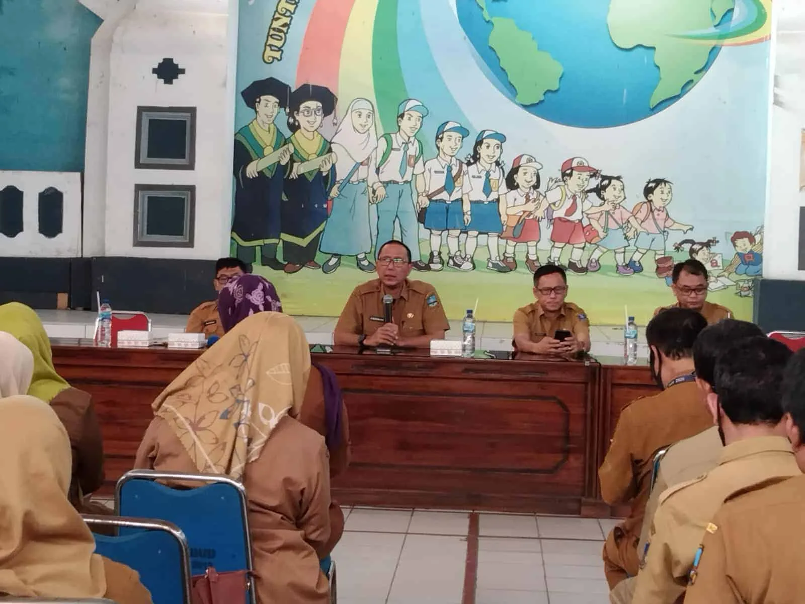 Dinas Pendidikan dan Kebudayaan (Dikdibud) Kabupaten Serang menggelar rapat pembinaan pengawas dan sosialisasi PPDB. (ISTIMEWA)