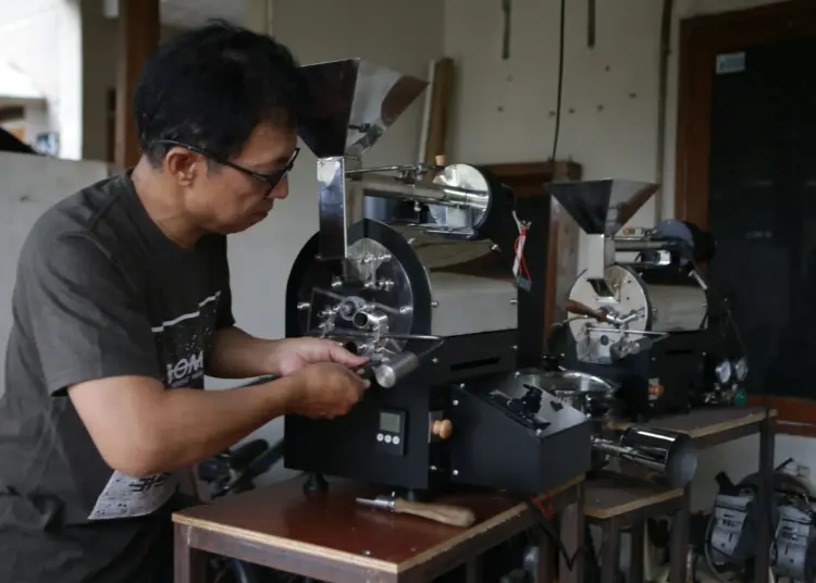 Foto Pembuatan Mesin Sangrai Kopi Karya Warga Tangerang