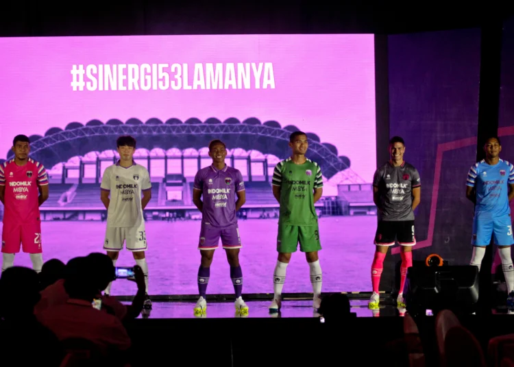 Foto Peluncuran Tim dan Jersey Persita Tangerang