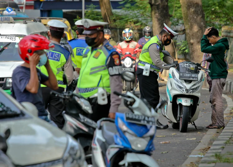 Foto Razia Kelengkapan Kendaraan Bermotor di Tangerang