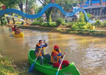 Bikin Penasaran, Wisata Perahu Kano Kota Tangerang Diantre Warga