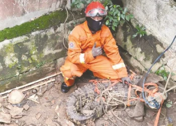 Warga Pondok Aren Sumringah Sambut Bedah Rumah