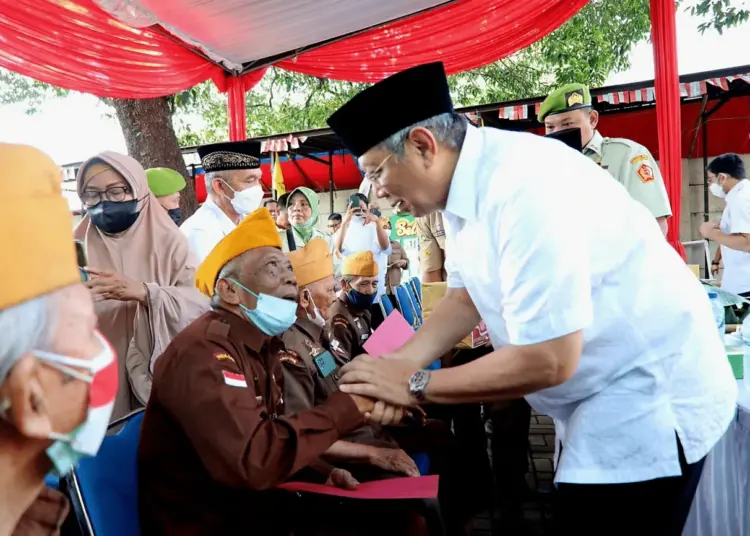 Benyamin Ajak Generasi Muda Teladani Perjuangan Veteran