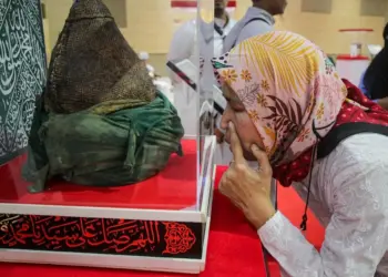 Pameran Artefak Rasulullah Saw di Festival Al Azhom Dibanjiri Pengunjung