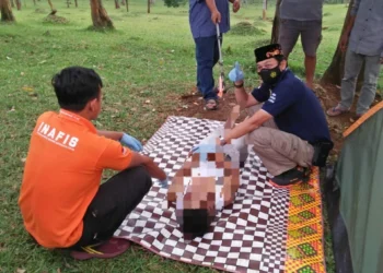 Dua Wisatawan Tersambar Petir di Bukit Waruwangi, Satu Orang Tewas