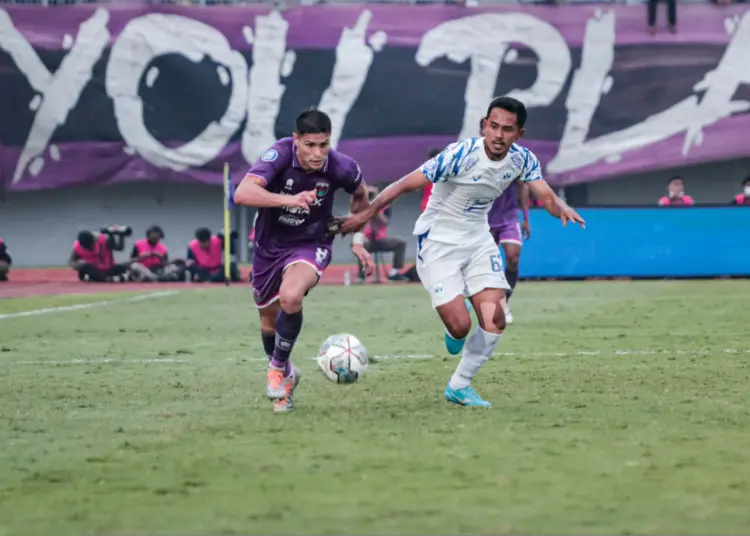 Foto Persita Tangerang Kalahkan PSIS Semarang