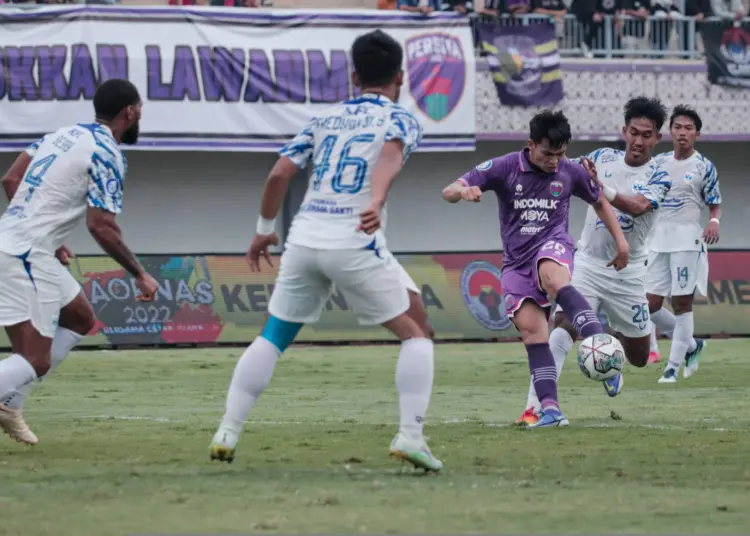 Foto Persita Tangerang Kalahkan PSIS Semarang