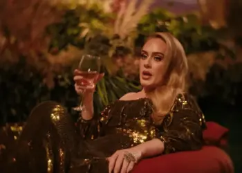 Lirik Lagu I Drink Wine - Adele