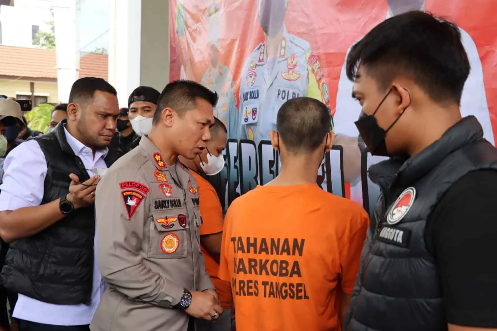 Polres Tangsel Buru Tersangka Sampai ke Pekanbaru, Sita Sabu 16 Kg