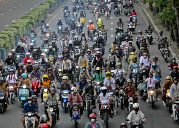 Foto Penghobi Motor Riding Sore Peringati Hari Sumpah Pemuda