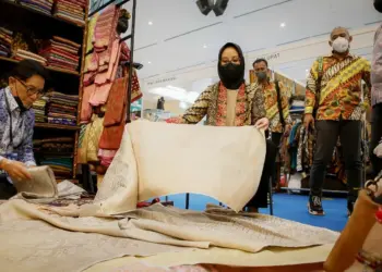 Dekranasda Ajak Desainer Ikut Sayembara Batik HUT Tangsel