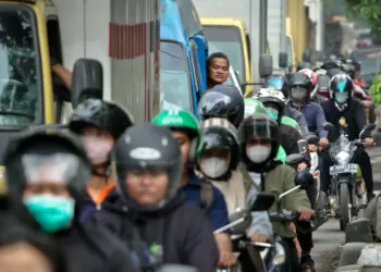 Foto Kemacetan Lalu Lintas di Jalan Marsekal Suryadarma