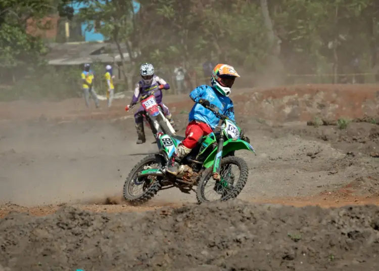 Foto Aksi Atlet Cabor Motocross Porprov VI Banten