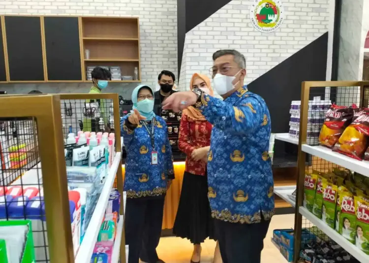 Dharma Wanita Persatuan Tangsel Buka Ladies Mart