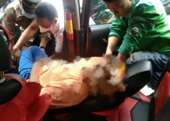 Mobil Tiba-tiba Berjalan Zig zag di Cipondoh, Pengemudinya Kemudian Ditemukan Meninggal, Ini Dugaan Penyebabnya