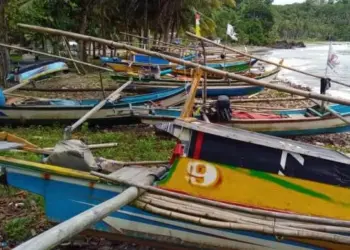 Cuaca Buruk, Nelayan di Lebak Alih Profesi Jadi Petani dan Tukang Ojek