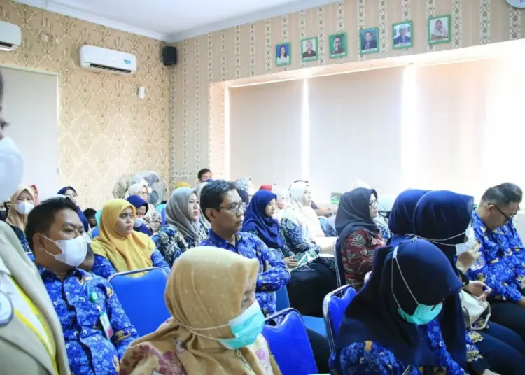 Suasana Sosialisasi Penanggulangan Stunting Terhadap Masyarakat dari Pola Aktivitas dan Faktor Lingkungan, di Aula Pusat Kesehatan Masyarakat (Puskesmas) Tanara, Kabupaten Serang, Rabu (18/1/2023). (SIDIK/SATELITNEWS.COM)