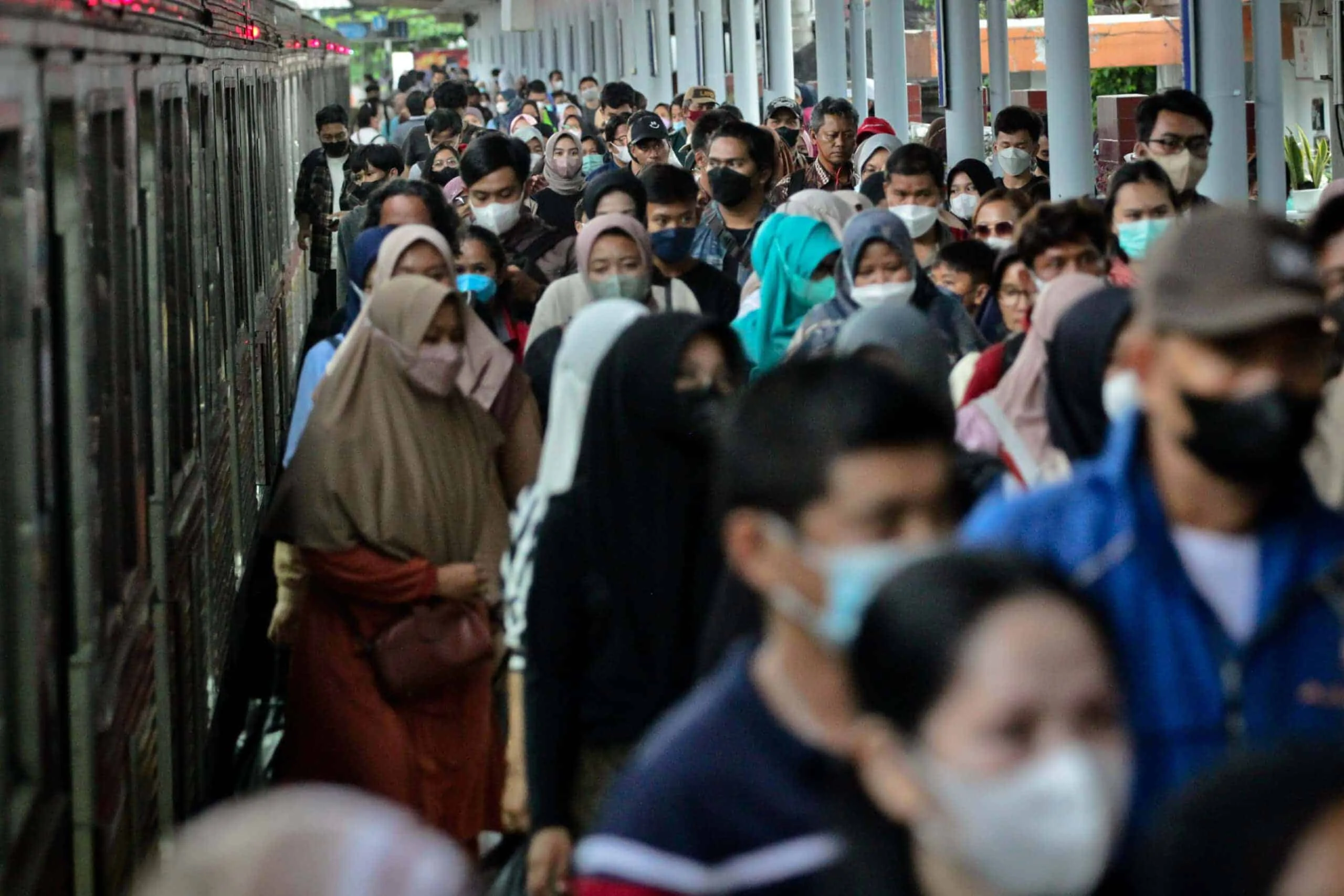 Lecehkan Penumpang KRL di Stasiun KRL Sudimara, Pelaku Ditangkap di Kebayoran Lama