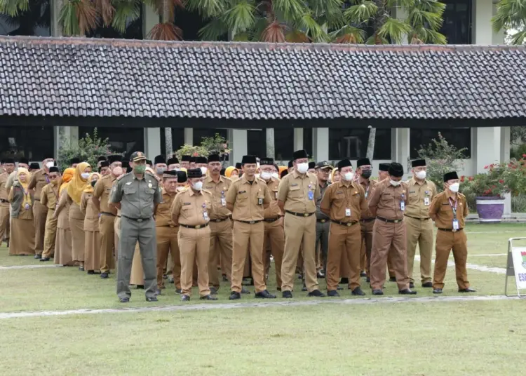 Bupati Zaki: Jangan Tutup Plat Merah