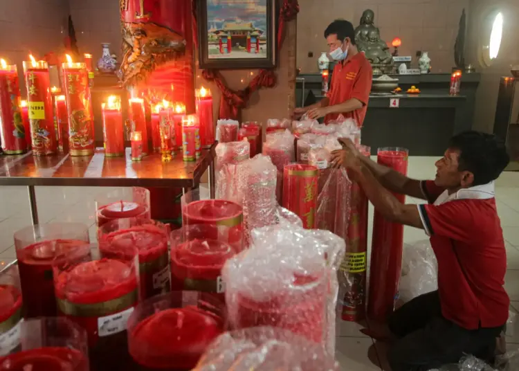 Foto Persiapan Vihara Boen San Bio Tangerang Jelang Imlek