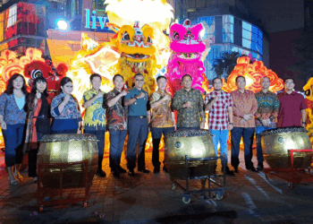 800 Lampion Unik Mejeng di Mal Living World Alam Sutera