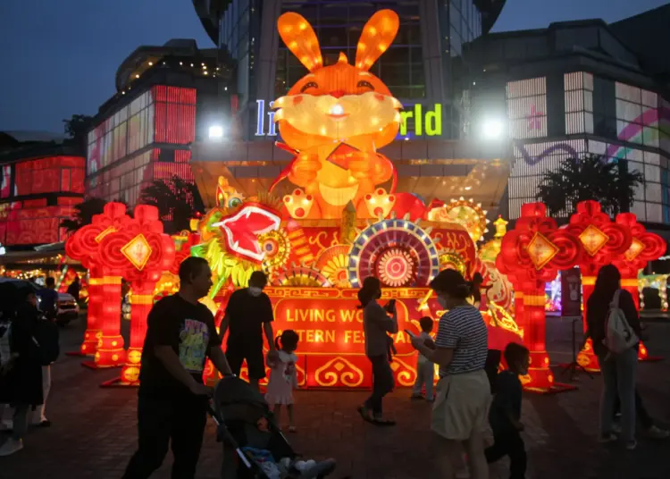 Foto Gemerlap Lampion di Mal Living World Alam Sutera