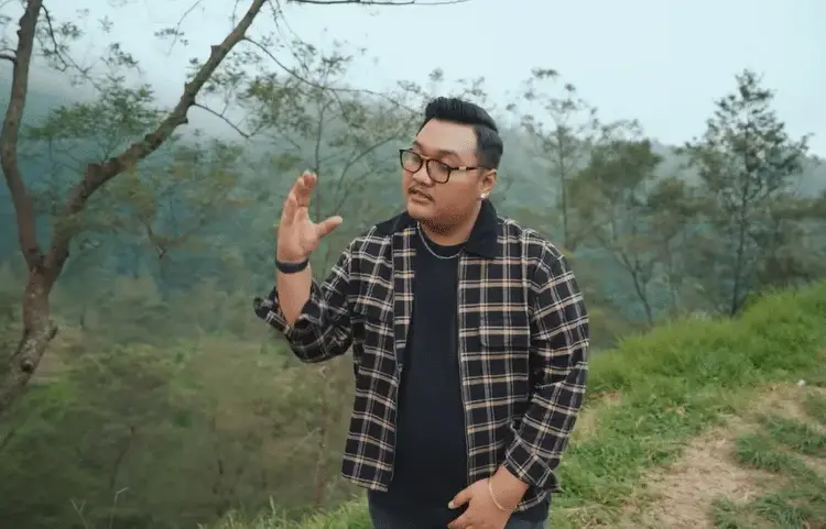 Lirik Lagu Cidro Asmoro – Ndarboy Genk