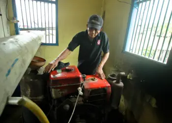 Foto Perawatan Mesin Pompa Air Antisipasi Banjir di Kota Tangerang