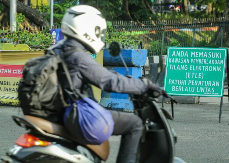 Foto Uji Coba Sistem Tilang Elektronik di Kota Tangerang