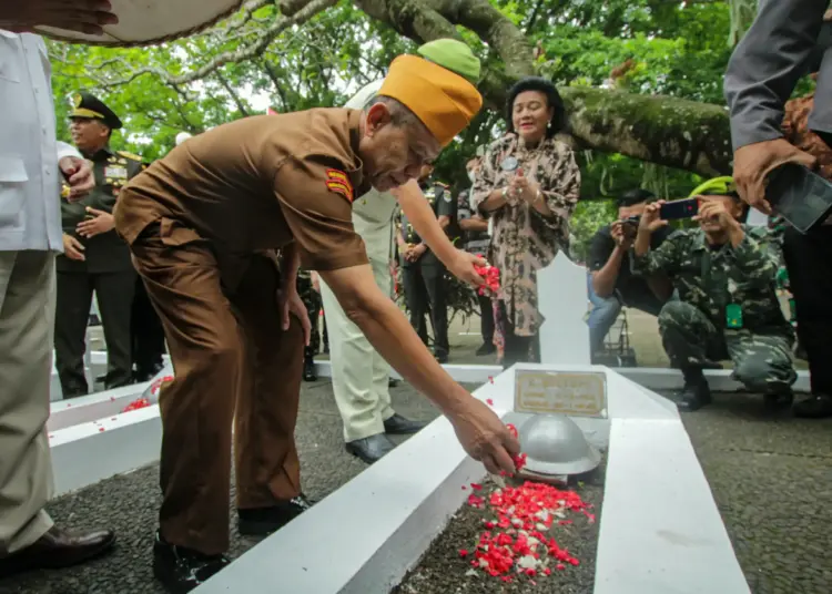 Foto Peringatan Peristiwa Pertempuran Lengkong di TMP Taruna