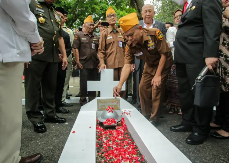 Foto Peringatan Peristiwa Pertempuran Lengkong di TMP Taruna