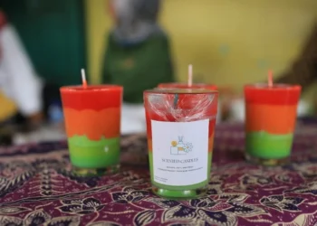 Dari Minyak Jelantah Jadi Lilin Aroma Terapi