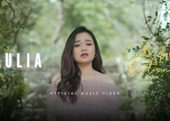 Lirik Lagu Cinta Tak Bertuan - AULIA