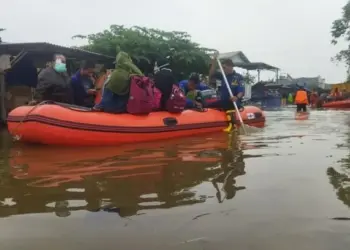 Kali Ledug Rembes, Ratusan KK di Periuk Terdampak Banjir