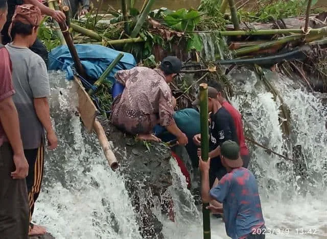 Nenek yang Hilang 3 Hari Hanyut Terbawa Arus Sungai Ditemukan Sudah Tewas