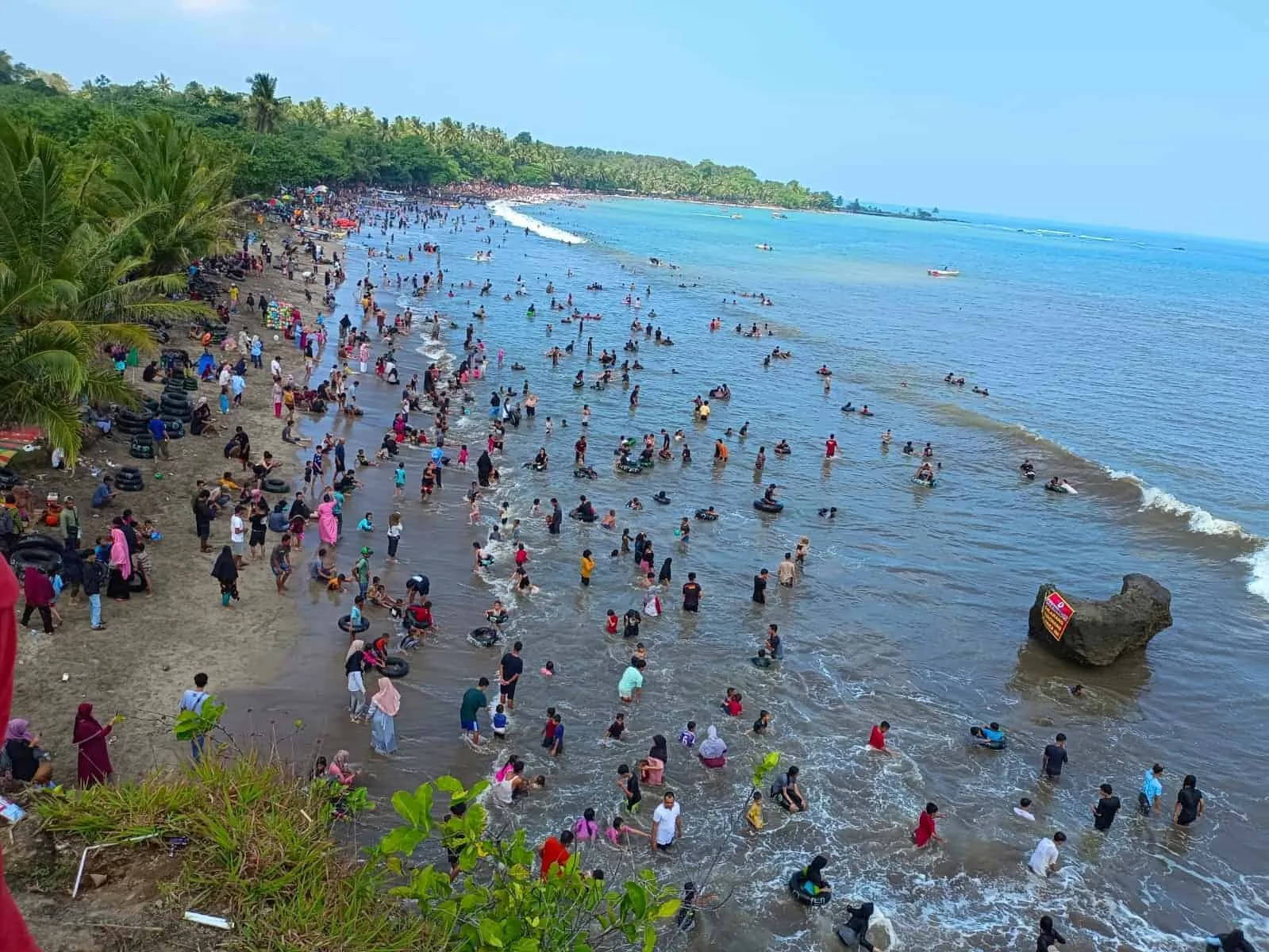 Kunjungan ke Pantai Anyer-Cinangka Melejit