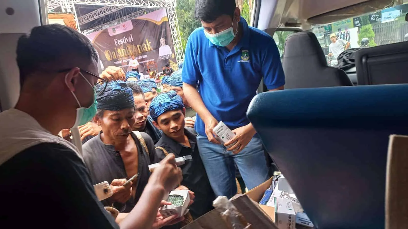 Pelayanan kesehatan gratis untuk masyarakat Baduy, saat Seba Gede Baduy di wilayah Pemprov Banten, Sabtu (29/4/2023). (ISTIMEWA)